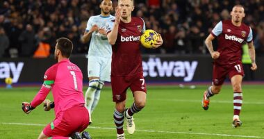 James Ward-Prowse's goal from the penalty spot earned West Ham a point on Thursday
