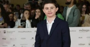 Why is Carlos González Morollón Famous? His Age, Height, Parents
