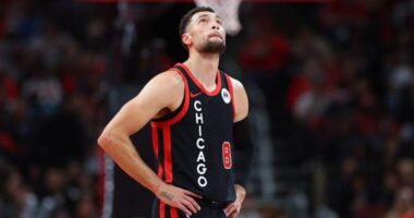 Zach LaVine to Undergo Season-Ending Surgery