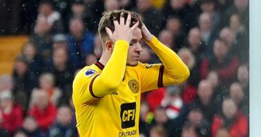 Premier League: Live score, team news and latest updates as Liverpool lead Sheffield United 1-0 after Darwin Nunez benefits from goalkeeper HOWLER... while Chelsea host Man United