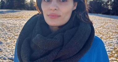 The actress who plays Teri in Baby Reindeer, Nava Mau (pictured), revealed an intimacy coordinator helped navigate the show's 'unique' circumstances, despite Richard Gadd being 'very sharing'