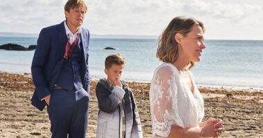 Beyond Paradise viewers were left disappointed after watching the BBC shows season two finale