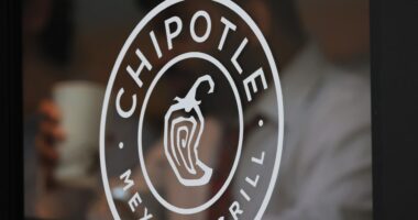 Chipotle says it’s seen no impact yet on consumers from California wage increases