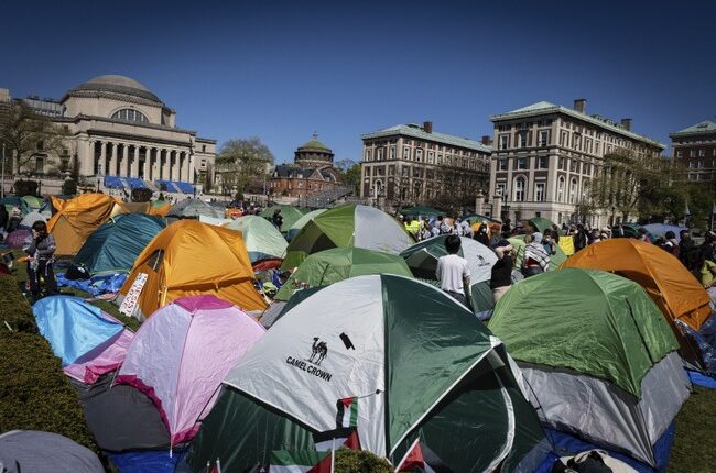 Columbia FACULTY Form Human Chain Around Pro-Hamas Encampment