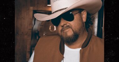 Country singer Colt Ford suffers heart attack after show