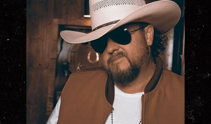 Country singer Colt Ford suffers heart attack after show
