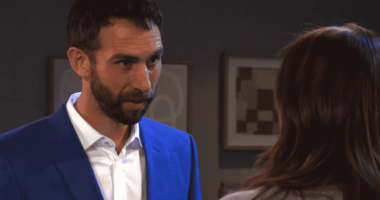 Everett Surprises Stephanie with an Unexpected Reveal on DAYS