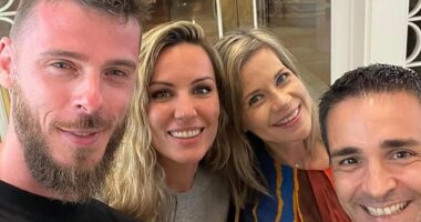 David de Gea was trolled by former team-mate Juan Mata over his holiday sunburn