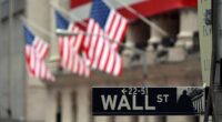 Fidelity to charge $100 servicing fee on some ETFs