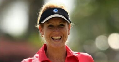 Former Pro Golfer And Golf Channel Broadcaster Dies At 50