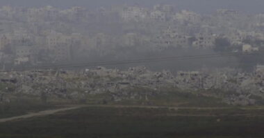 Israeli troops withdraw from Gaza’s main hospital after two-week raid