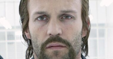 Jason is so known for his hairless head that fans were unsure how to react when he played a character with hair in 2005. In the film, Jason plays Jake Green - a gangster and gambler who tricks people using a victory-ensuring formula