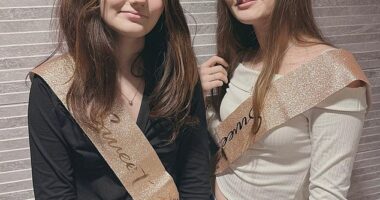 Sophie Walker (LEFT), 17, was diagnosed with Wilms tumour, a type of kidney cancer, in October 2017