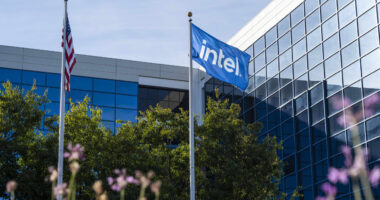 Intel foundry losses expected to peak this year after hitting $7 billion in 2023