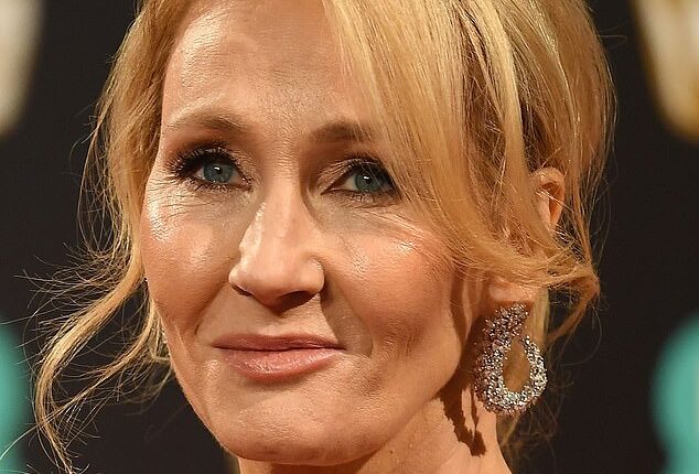 JK Rowling ¿s tweets calling trans women men are not being treated as criminal by Scottish police