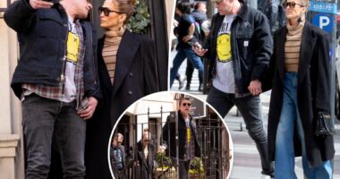 Jennifer Lopez, Ben Affleck house hunt in NYC after buying $60 million mansion