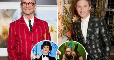 Joel Grey passes torch to Eddie Redmayne at 'Cabaret'