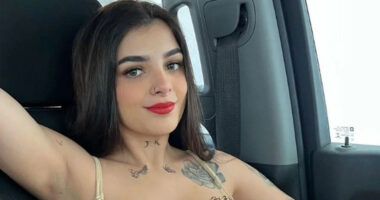 Karely Ruiz: A Mexican Beauty with Curvy and Impressive Looks