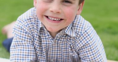 Prince Louis' birthday portrait (pictured) was delayed due to Kate needing 'time, space, and privacy', a royal expert has claimed