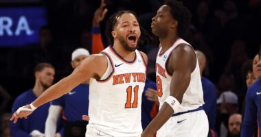 Knicks Proposed Trade Adds 'Championship Piece' Anthony Davis