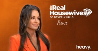 Kyle Richards Poses Makeup-Free Ahead of RHOBH Season 14
