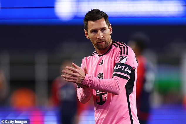 Lionel Messi put on a masterclass as over 65,000 fans packed out New England 's Gillette Stadium to watch the soccer legend in action