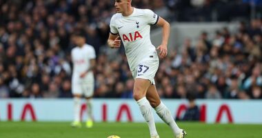Micky van de Ven has quickly became a fan favourite at Spurs since joining the club