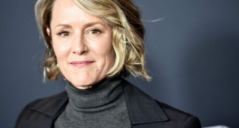 Celebrity Net Worth logo