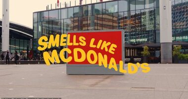 Inspired by the easily identifiable scent of the chain's french fries, the brand set up the first billboard where the smell becomes the ad