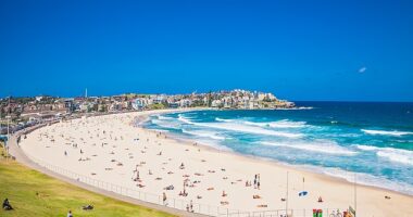 A 43-year-old man was arrested and charged with stabbing a 36-year-old woman on Friday morning in Roscoe Street, Bondi Beach. The woman was taken to hospital in a stable condition