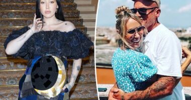 Noah Cyrus reacts to comment about alleged Tish, Dominic Purcell love triangle