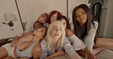Pop Sensation Billie Eilish: I’ve Been in Love With Girls My Whole Life, Recently Realized ‘I Wanted My Face in a Vagina’
