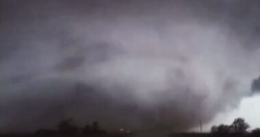 Powerful Tornadoes Rip Through Oklahoma, Multiple Fatalities [FOOTAGE]