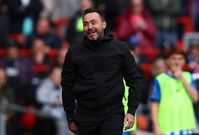 Roberto De Zerbi has emerged as a leading candidate to succeed Thomas Tuchel at Bayern