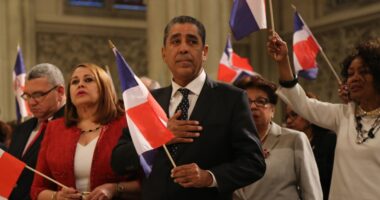 Adriano Espaillat