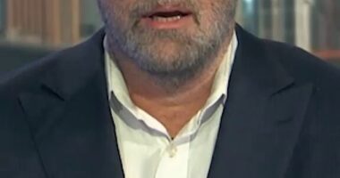 Football commentator Simon Hill has slammed the Australian Professional Leagues (APL) after the governing body for the A-League Men and Women cancelled their annual awards night