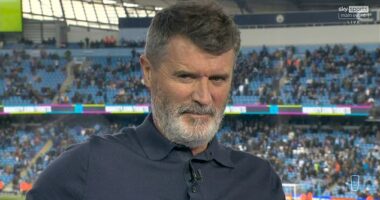 Roy Keane not impressed as Sky Sports broadcast an advert during Sunday's coverage