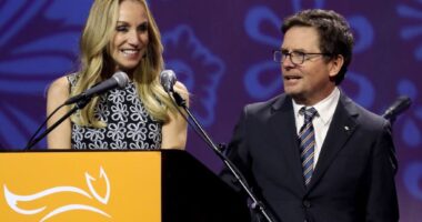 Ryan Reynolds Honors Michael J. Fox Following Time 100 Induction