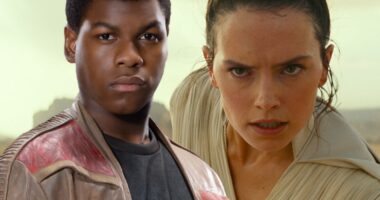 Star Wars: Daisy Ridley Hopes to See John Boyega's Finn Become a Jedi