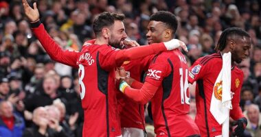 Manchester United came from behind twice to beat Sheffield United 4-2 at Old Trafford