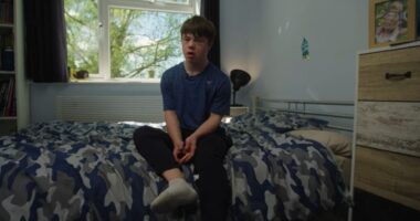 Teen with Down syndrome makes history at London Marathon