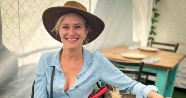 The Life and Career of Nicholle Tom: Age, Height, Net Worth