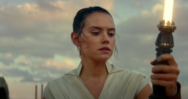 The Meaning Of Rey's Yellow Lightsaber Explained By Star Wars Actor