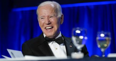 The White House Correspondents' Dinner aka 'Nerd Prom' is as Obnoxious as You Would Expect