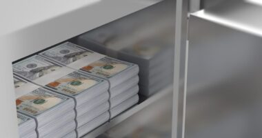 These household-name companies have bonds yielding more than 5%