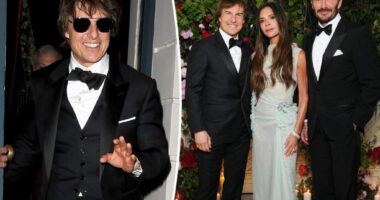 Tom Cruise dances at Victoria Beckham's 50th birthday party