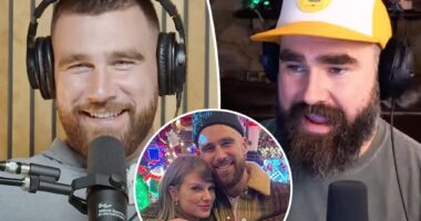 Travis Kelce dances to Taylor Swift song at 'New Heights' live show with Jason
