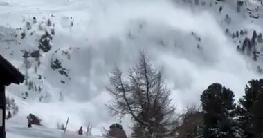 Shocking video showed the moment the avalanche came down near the Riffelberg area