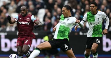 West Ham vs Liverpool - Premier League: Live score, team news and updates as Jurgen Klopp's side look to bounce back from damaging derby day defeat against Europe chasing Hammers