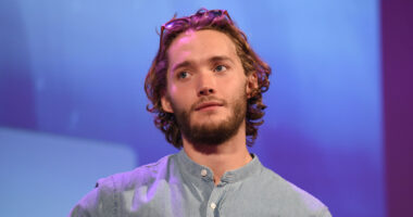 Why did Toby Regbo leave Reign? His Age, Height, Career, spouse